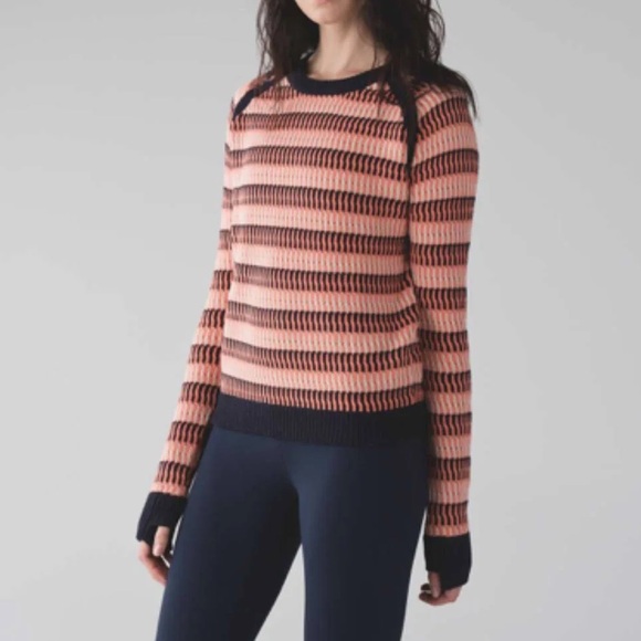 Lululemon women’s Devi CrewNeck knit pullover sweater - Naval blue/plum peach - Picture 4 of 10